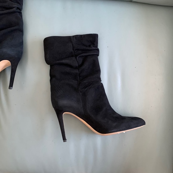 NWOT Kate Spade New York® Black New York Nod Ruched Suede Bow Bootie - Picture 6 of 11